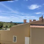 La Grande Conque מלון 4*