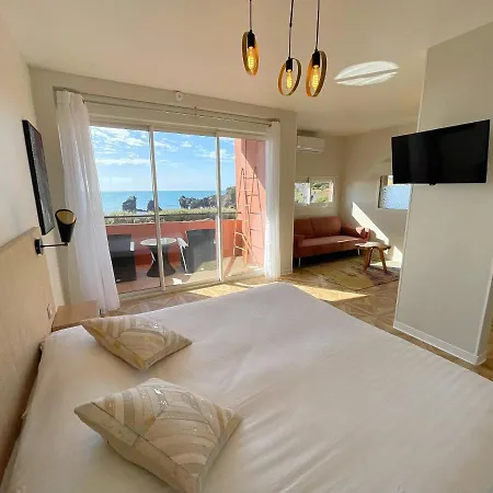 Отель La Grande Conque 4*